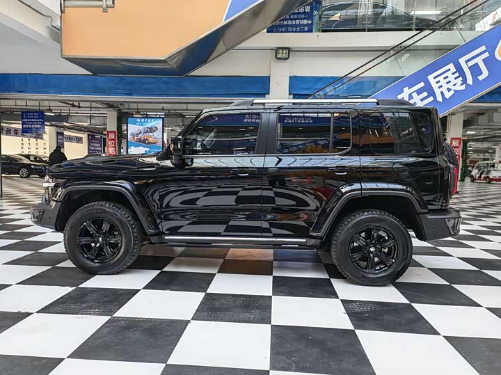 Фото 7 - Tank 300