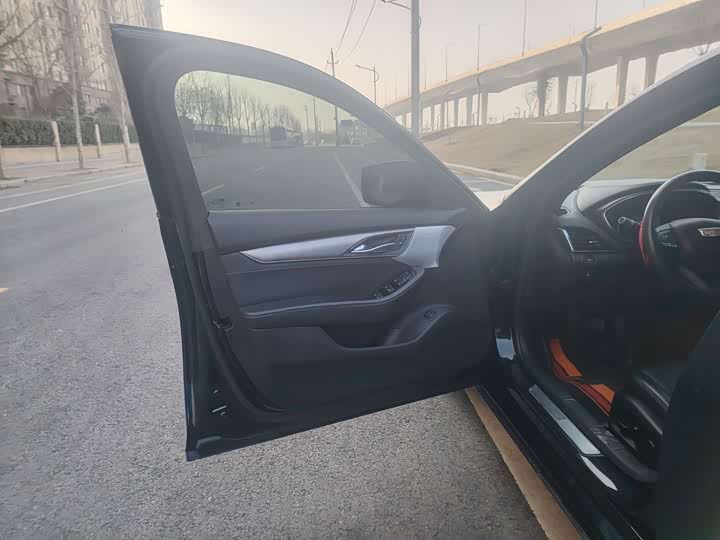 Фото 7 - Cadillac CT5