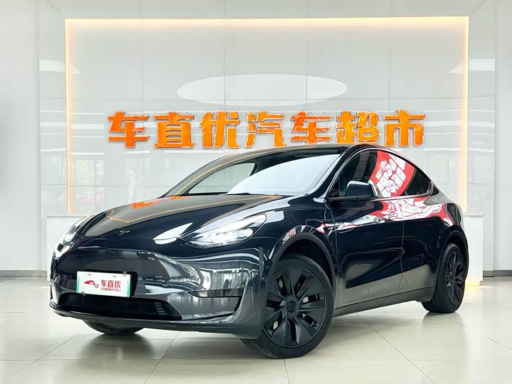 Фото 1 - Tesla Model Y