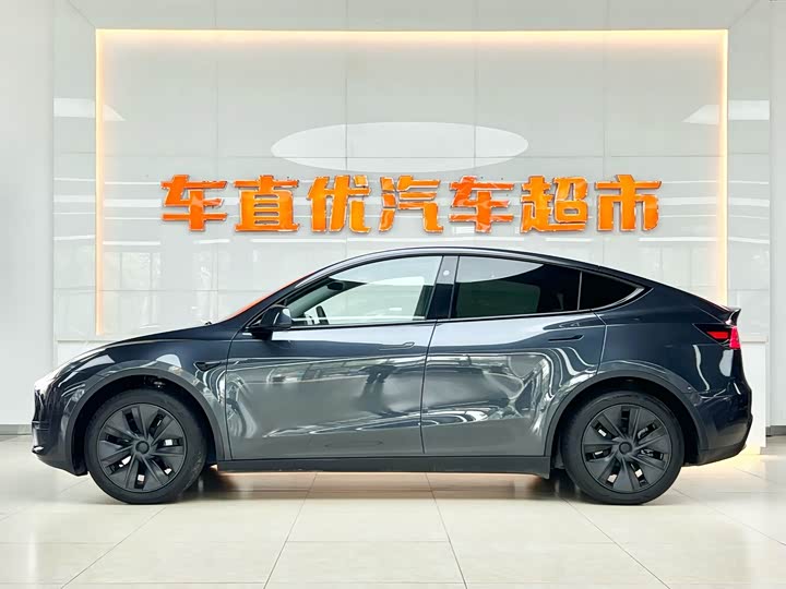 Фото 4 - Tesla Model Y