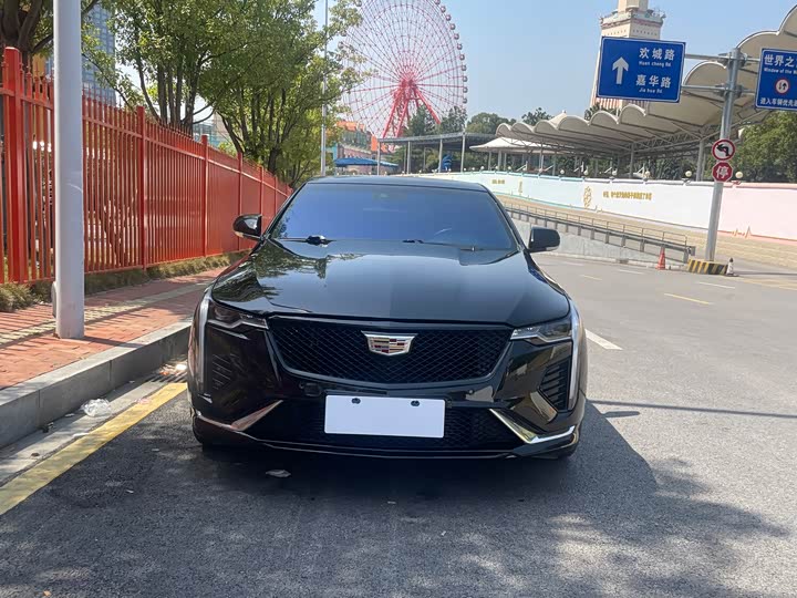 Фото 2 - Cadillac CT4