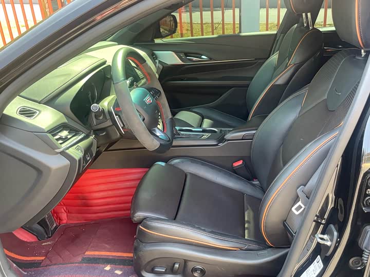 Фото 4 - Cadillac CT4