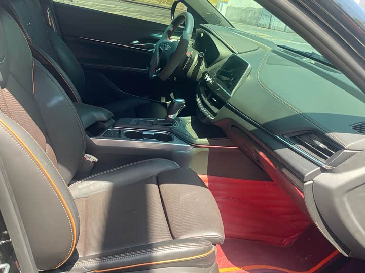 Фото 6 - Cadillac CT4