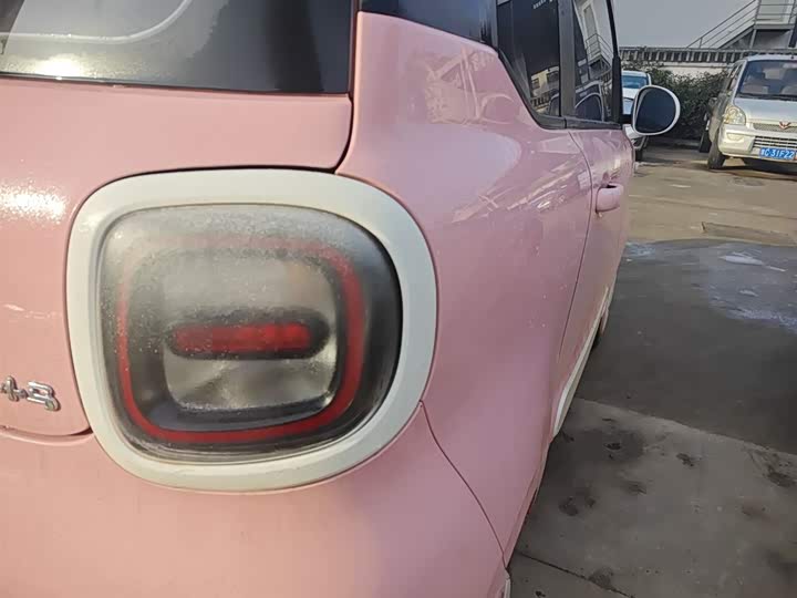 Фото 8 - Bestune Pony