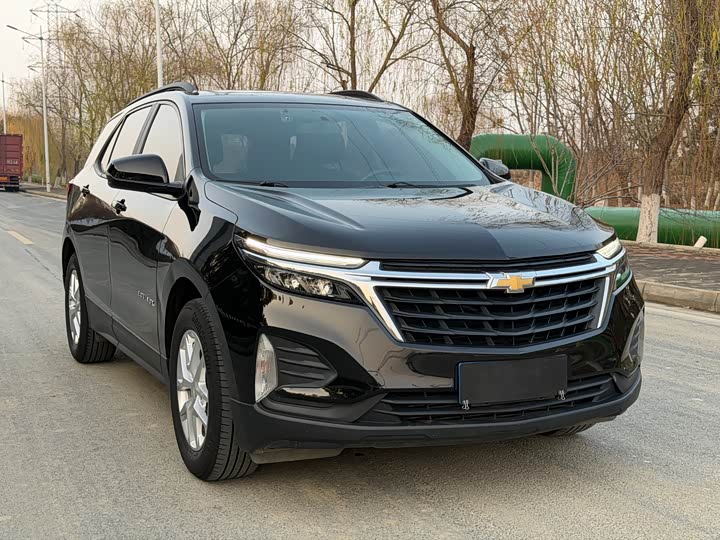 Фото 3 - Chevrolet Equinox