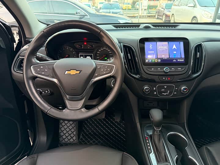 Фото 8 - Chevrolet Equinox