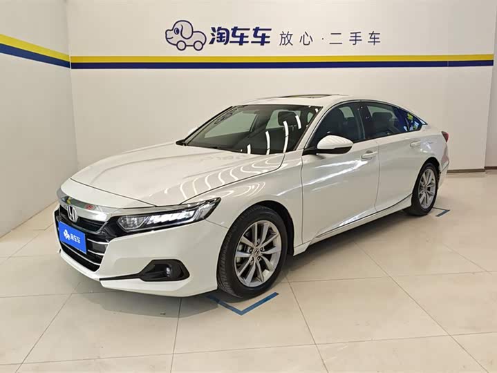 Фото 1 - Honda Accord