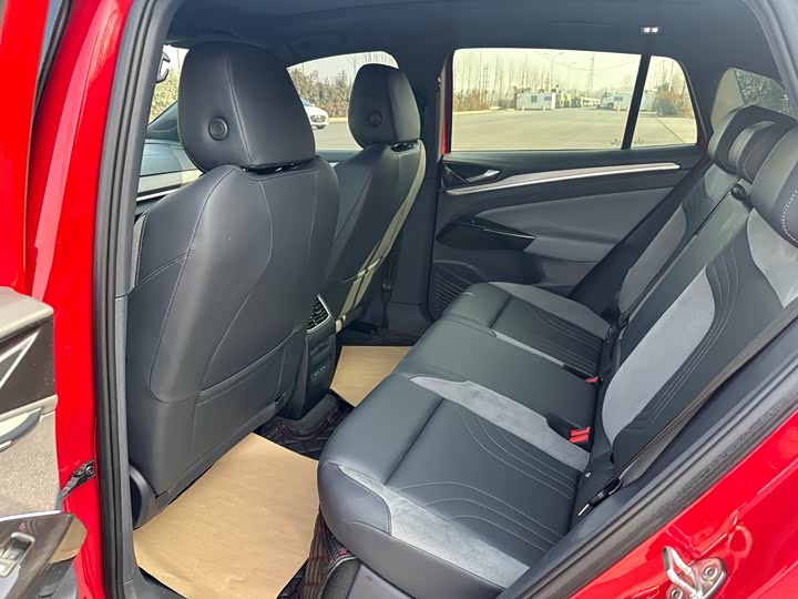 Фото 8 - Volkswagen ID.4 Crozz