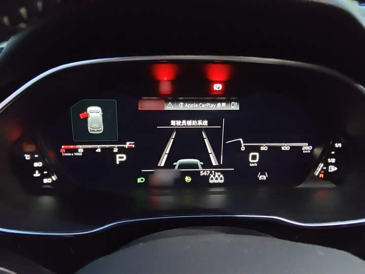 Фото 4 - Audi Q3