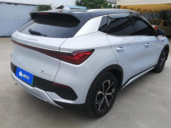 Фото 3 - BYD Yuan Plus