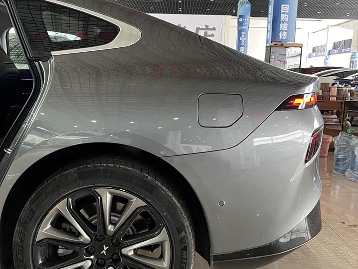 Фото 5 - XPeng P7