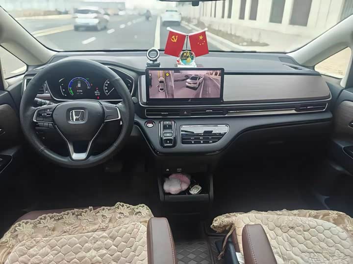 Фото 6 - Honda Odyssey