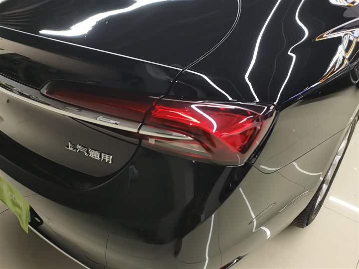 Фото 8 - Buick LaCrosse