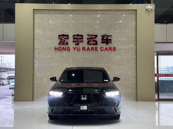 Фото 2 - Honda Accord