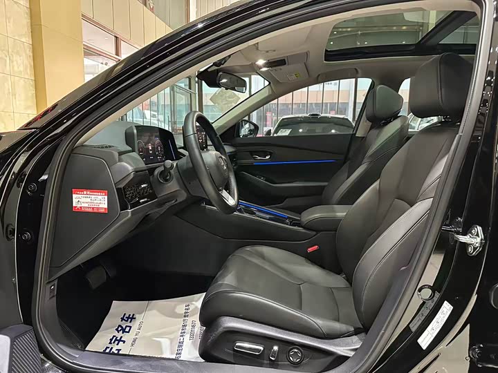 Фото 5 - Honda Accord