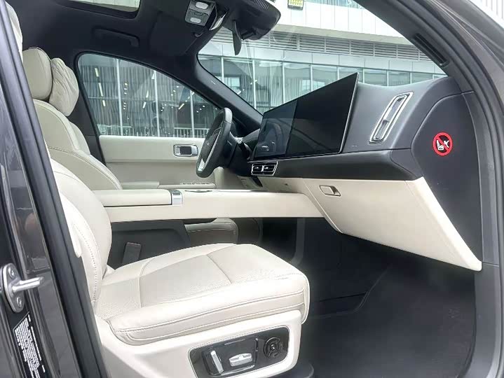 Фото 4 - LiXiang L9