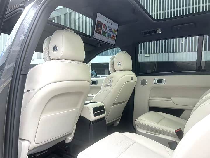 Фото 7 - LiXiang L9