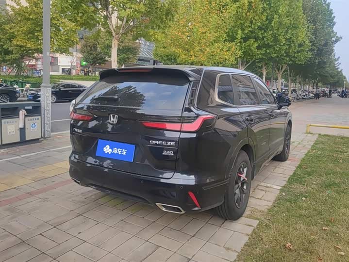 Фото 3 - Honda Breeze