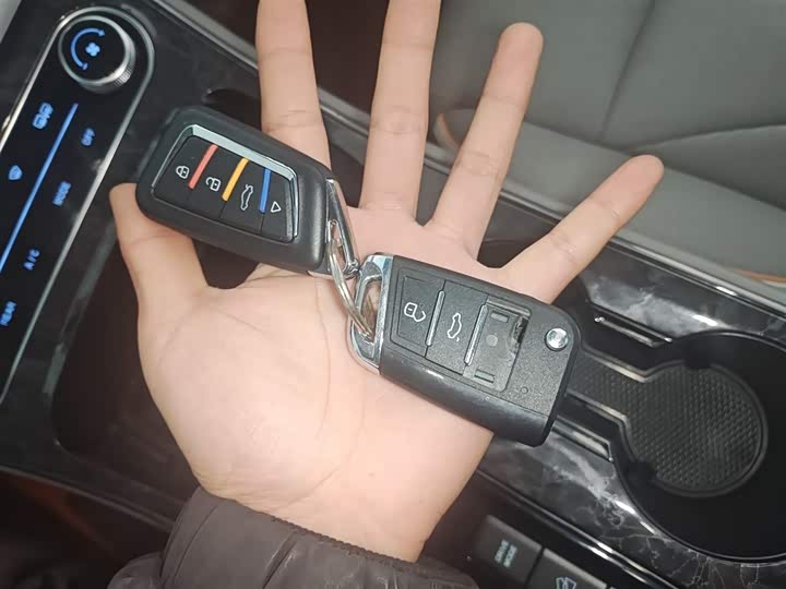 Фото 9 - Dongfeng Forthing Yacht