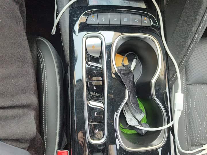 Фото 7 - Buick Envision Plus