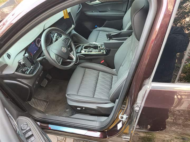 Фото 8 - Buick Envision Plus