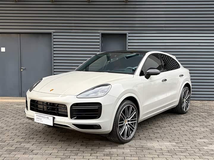 Фото 1 - Porsche Cayenne