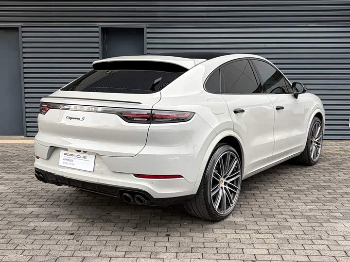 Фото 4 - Porsche Cayenne