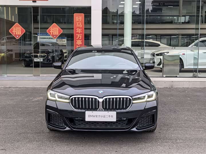 Фото 2 - BMW 5 Series