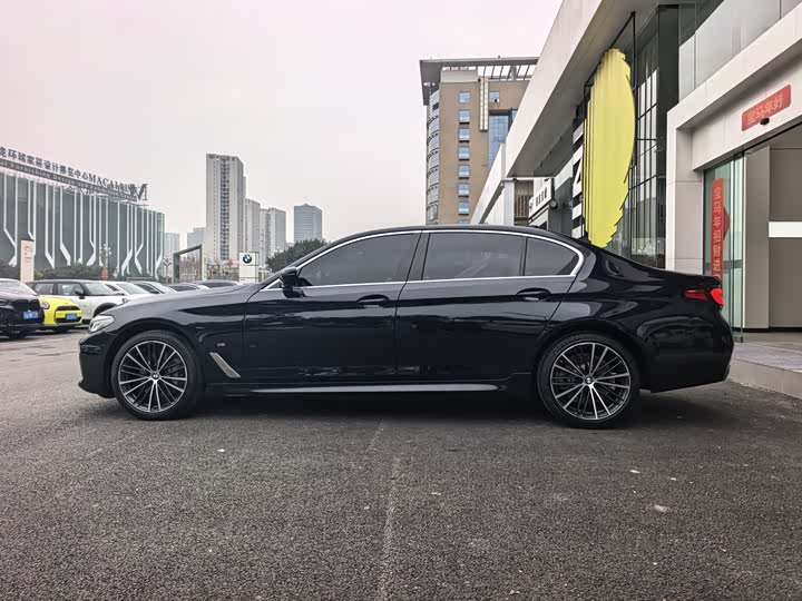 Фото 4 - BMW 5 Series