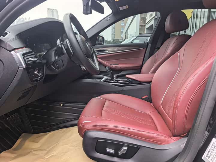 Фото 9 - BMW 5 Series