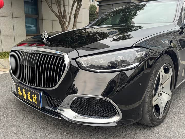 Фото 6 - Mercedes-Benz Maybach S-Class