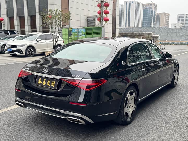 Фото 9 - Mercedes-Benz Maybach S-Class