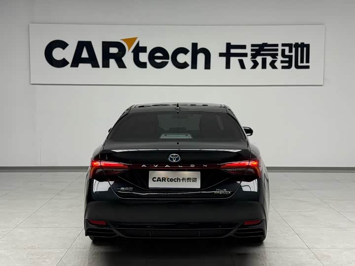 Фото 3 - Toyota Avalon