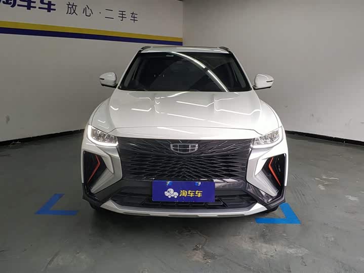 Фото 2 - Geely Atlas