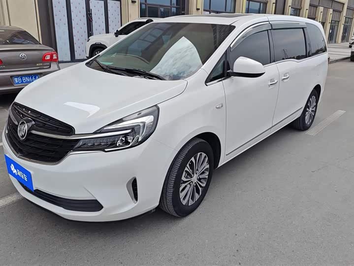 Фото 1 - Buick GL8 ES