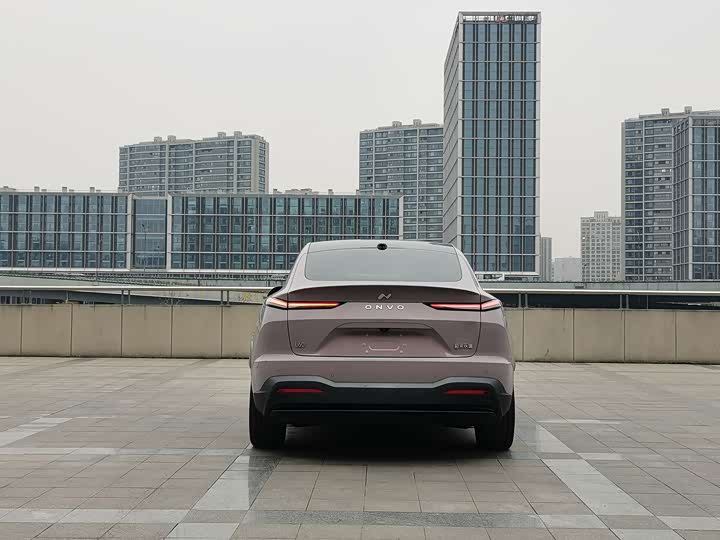 Фото 7 - Nio Onvo L60