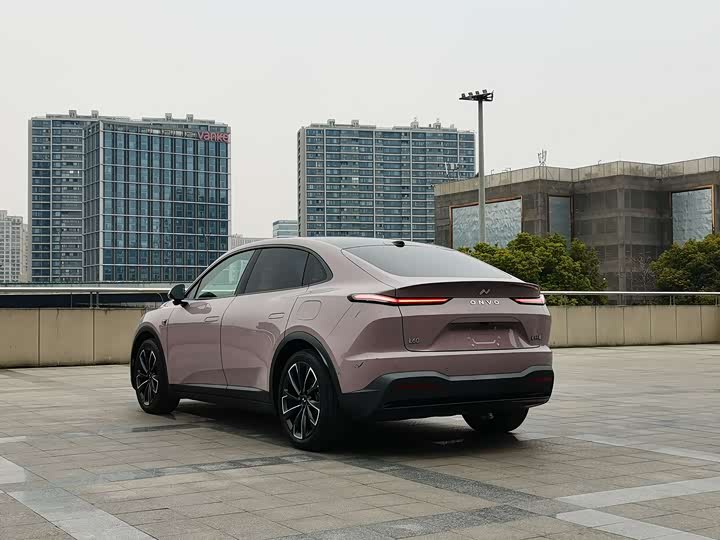 Фото 8 - Nio Onvo L60