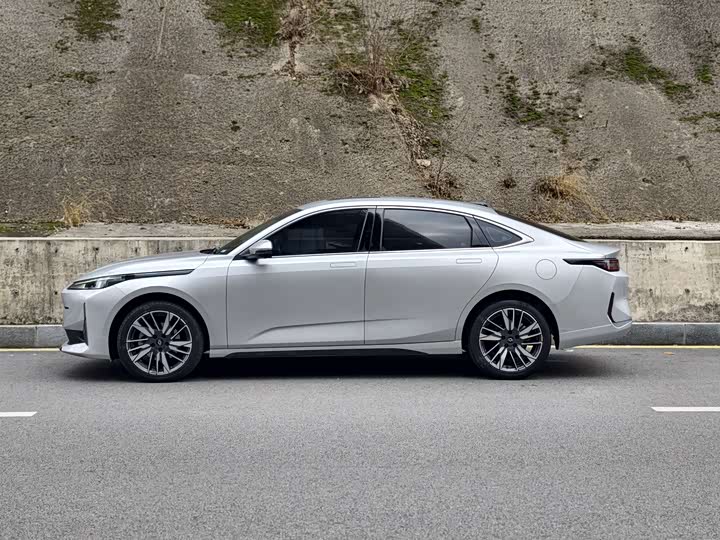 Фото 4 - Changan Qiyuan (Nevo) A05