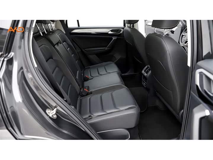 Фото 8 - Volkswagen Tayron