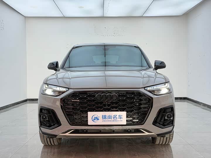Фото 4 - Audi Q5L Sportback