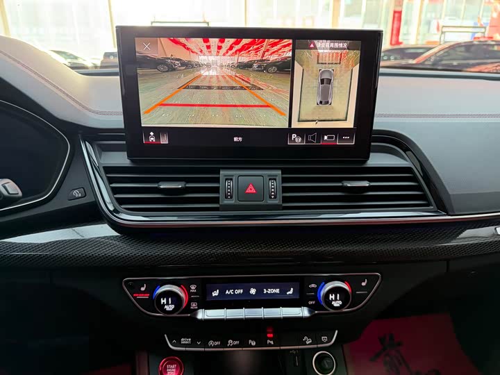 Фото 8 - Audi Q5L Sportback