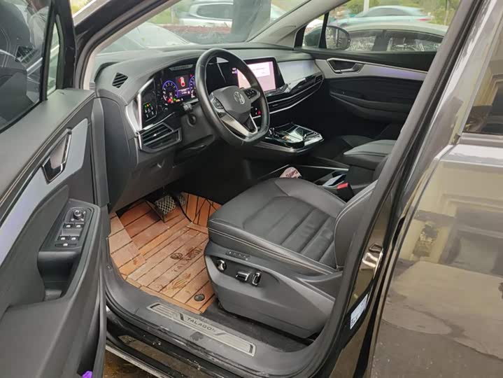 Фото 9 - Volkswagen Talagon