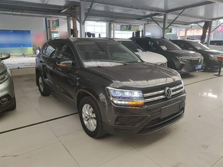 Фото 4 - Volkswagen Tharu