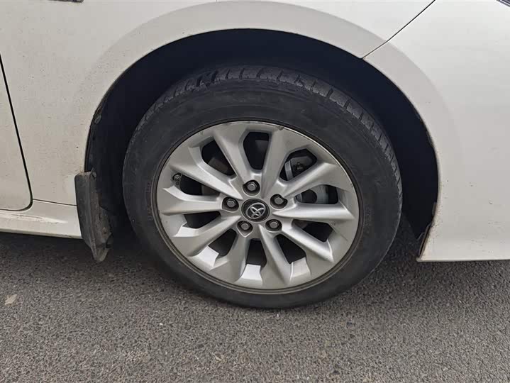 Фото 6 - Toyota Corolla