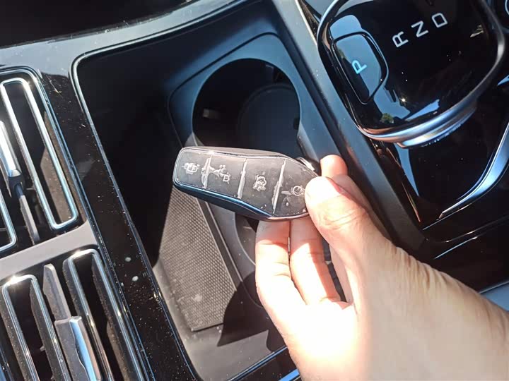 Фото 9 - BYD Qin Plus