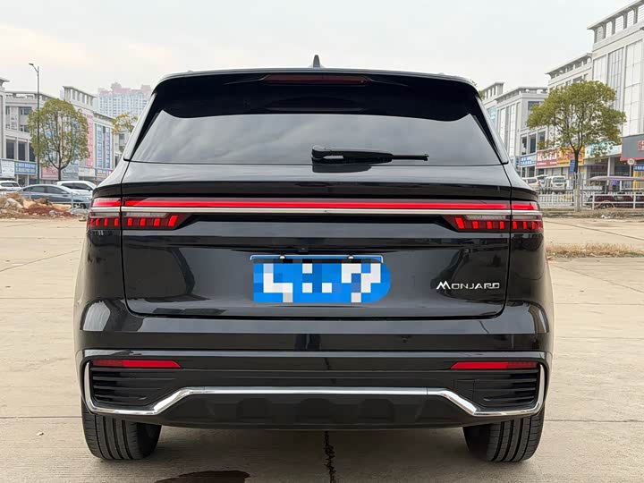 Фото 3 - Geely Monjaro