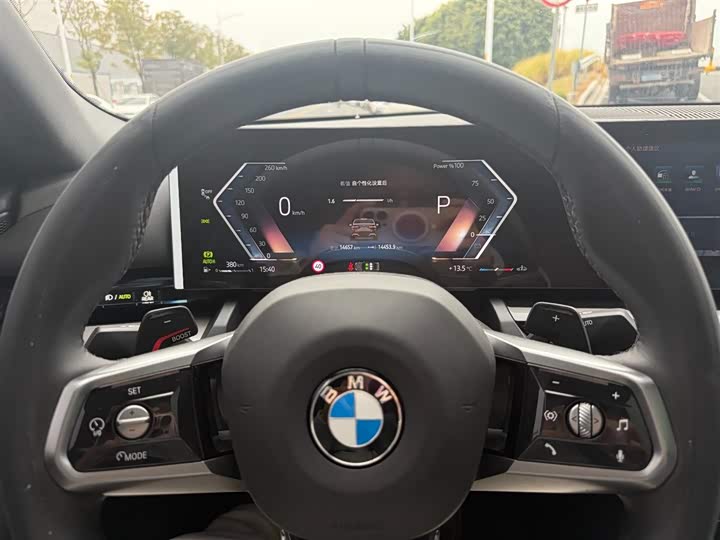 Фото 6 - BMW 5 Series