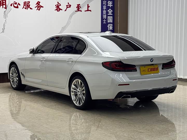 Фото 4 - BMW 5 Series