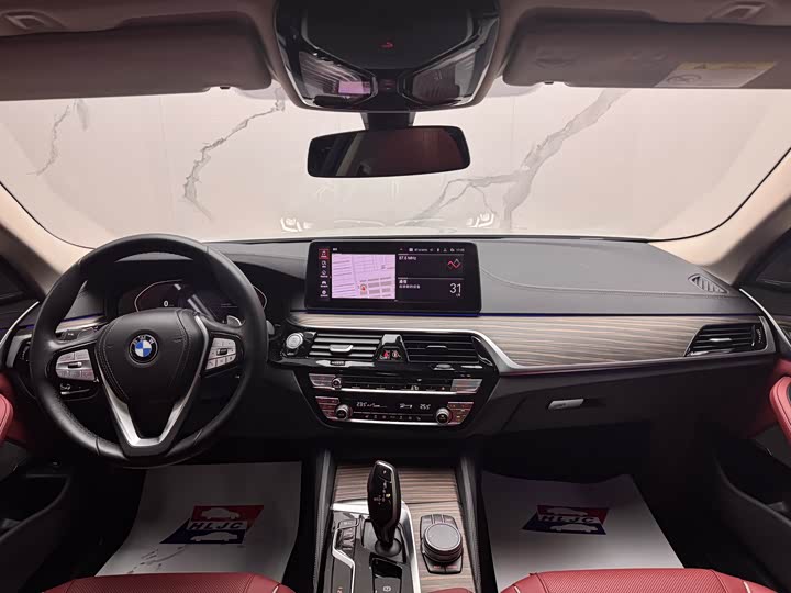 Фото 9 - BMW 5 Series