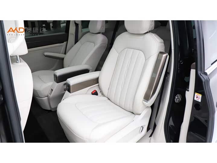 Фото 7 - Volkswagen Viloran